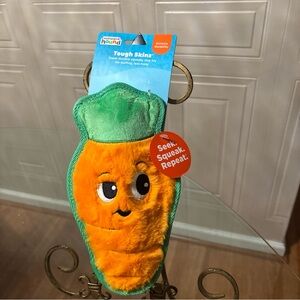 Outward Tough Skinz Durable Squeaky Dog Toy , Carrot  9", …
